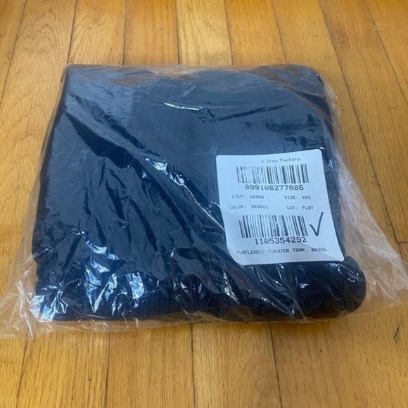 J Crew Factory Turtleneck sweater tankItem AZ898, XXS - Picture 2 of 2